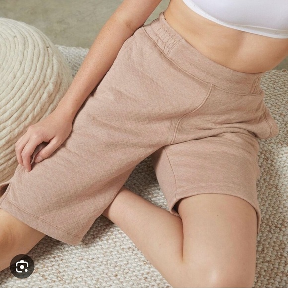 NWT Lunya Restore Double Faced Oatmeal Shorts M - Picture 4 of 4